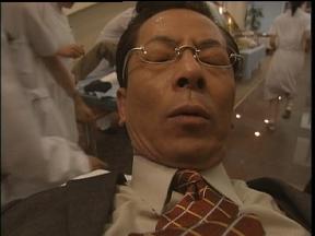盲腸で苦しむ右京さん
